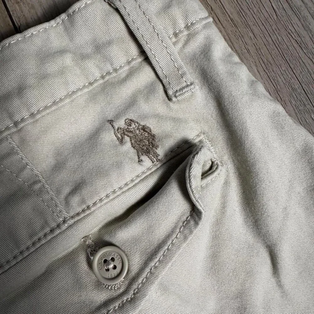 Us-polo-assn Men's Cream and Tan Shorts